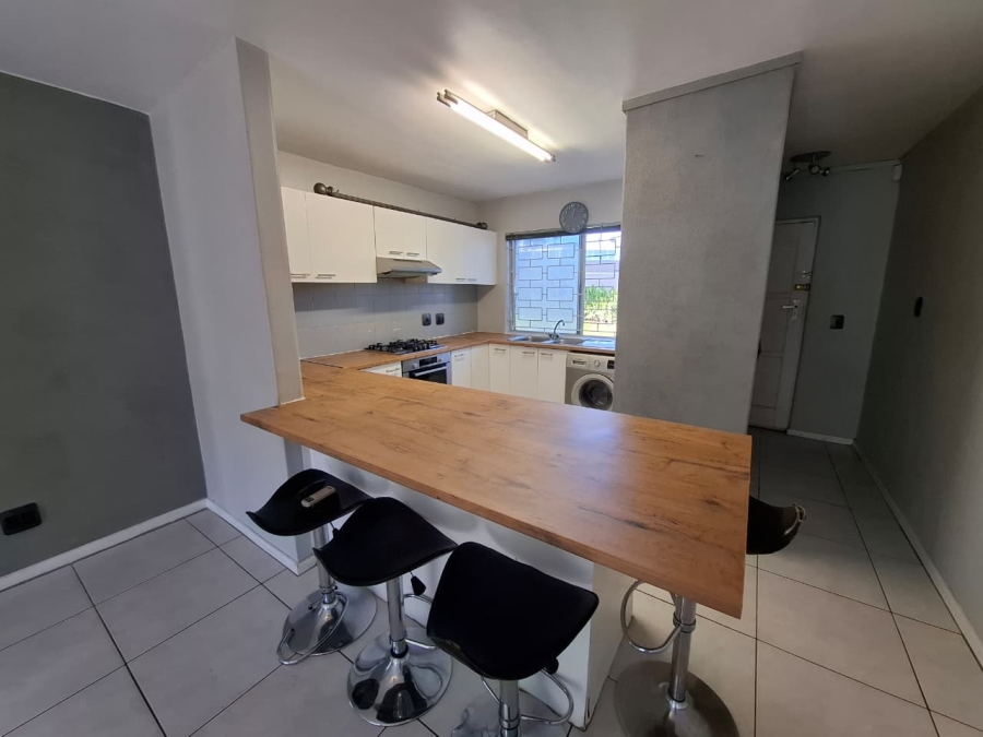 To Let 2 Bedroom Property for Rent in Kenridge Western Cape